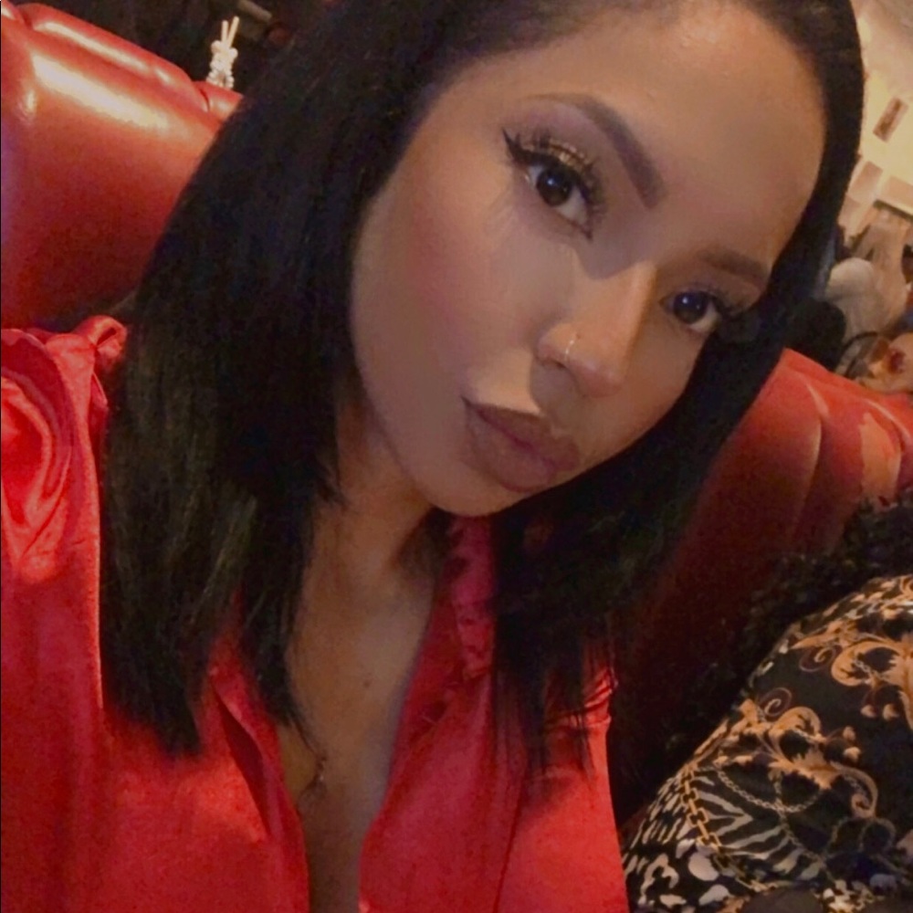Meet your Posher, Jasmine IG: Pajz_mina